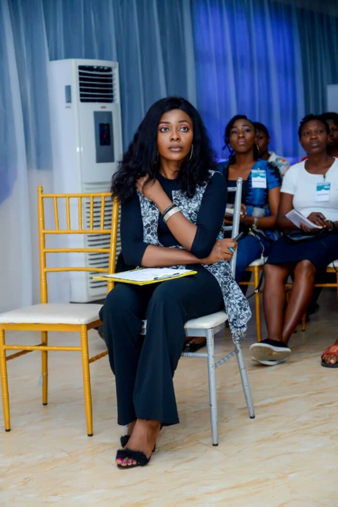 "Exposure nur dey full belle, stop working for free" - StarGirl Elile Favour [See Details] | Critic Circle 