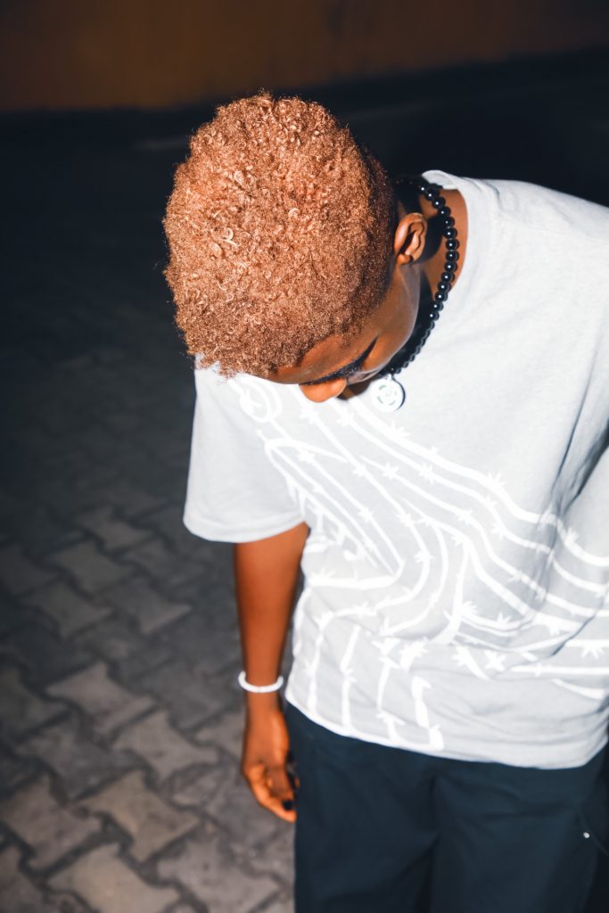 Favi feat Yung Kossi – RecklessYung Kossi Is Special - Hip Hop Lovers Reacts To His Verse On Favi's Project, FNIG [See More]