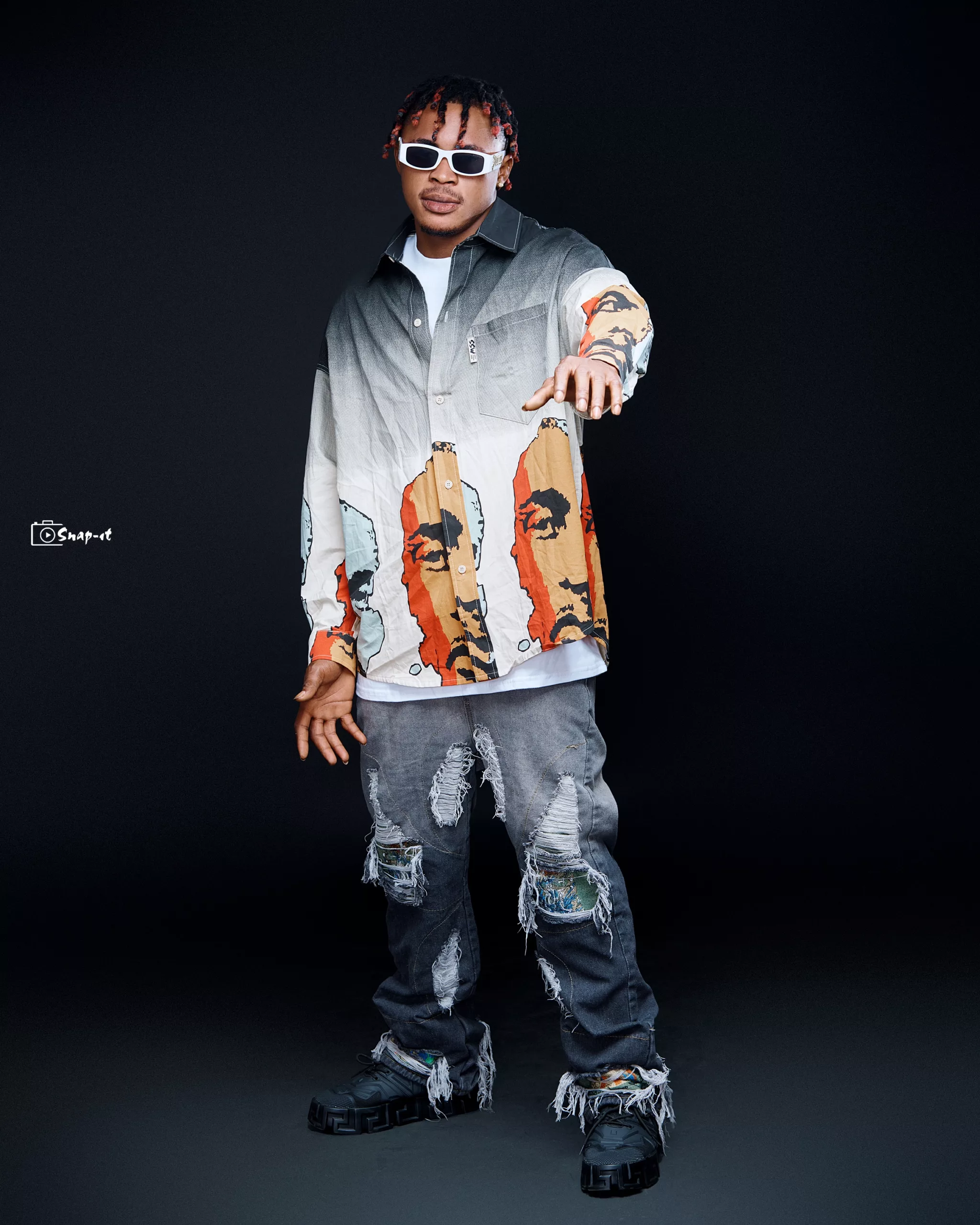 Born Eze Emmanuel, Popularly known by the stage name and moniker, ItzMaxi just after his debut project, Love and Money which features collaborative contributions from fast-rising talents such as Icegryn & Rano, Hits back with yet another project and this he titled ROCK