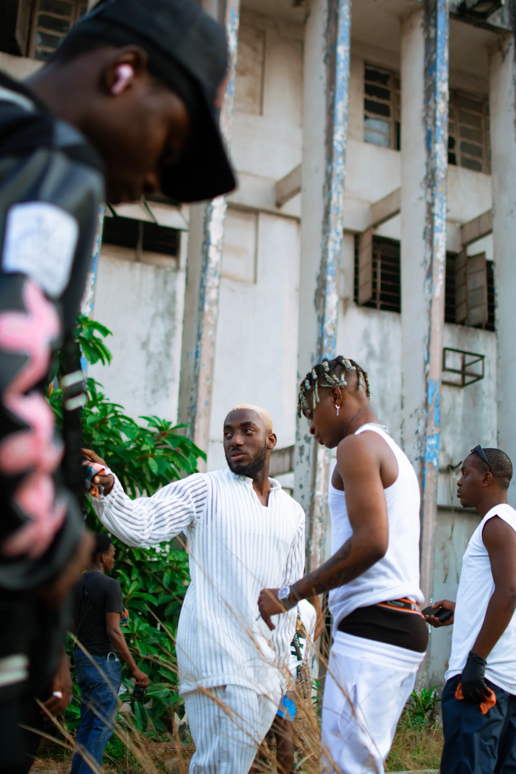 Bts Of Favi, Zayy The Dino And Clido On Bside Niggas Official Video Shoot &Raquo; Critic Circle Nigerian Artiste, Favi