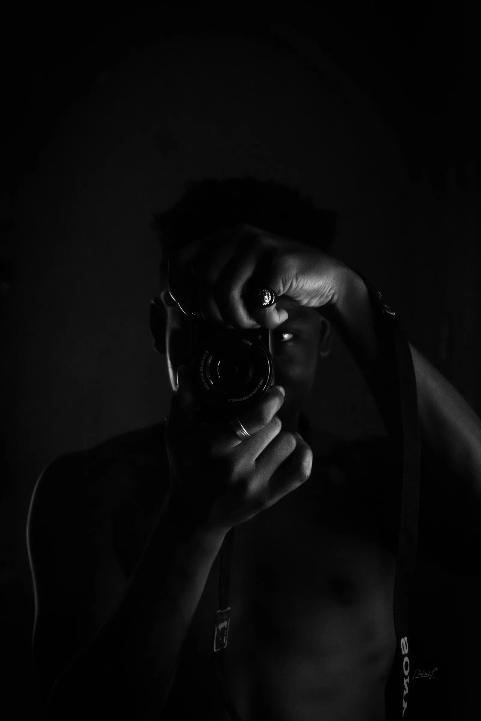 From the confines of the Covid-19 lockdown to the thriving world of visuals, Donald Ola, Popularly known by the moniker, Olahfamzy shares his inspirations, challenges, and aspirations.