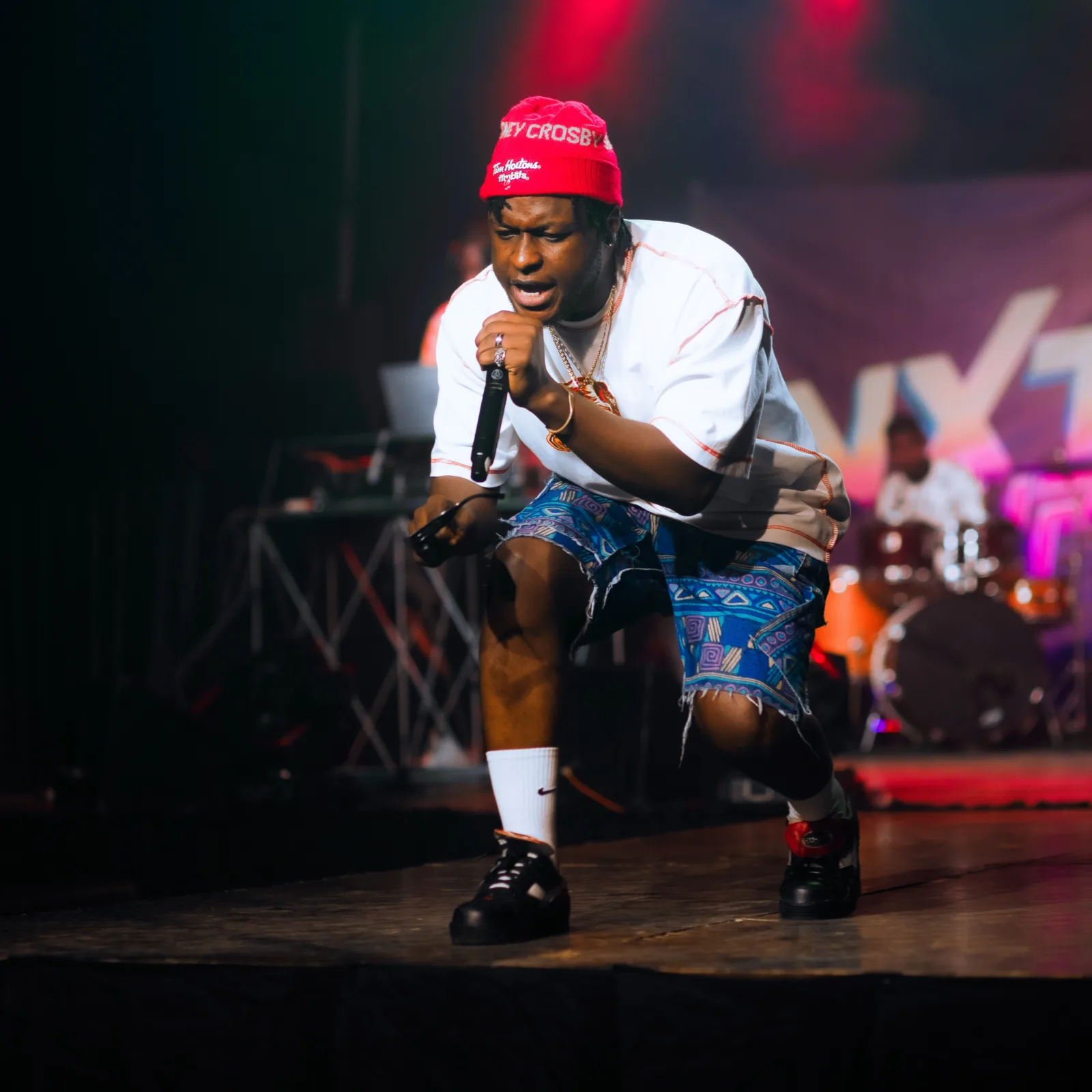 GO BACK TO YOUR EX! Right Now! - Harry Carter Advices As He Drops New Single Exclusively On Audiomack https://criticcircle.com/harry-carter-right-now-listen-now/ Hey, Its Critic Circle, and we wish you the Merry C.