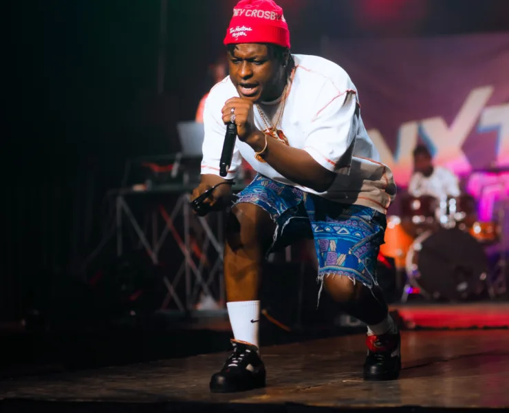 GO BACK TO YOUR EX! Right Now! - Harry Carter Advices As He Drops New Single Exclusively On Audiomack https://criticcircle.com/harry-carter-right-now-listen-now/ Hey, Its Critic Circle, and we wish you the Merry C.