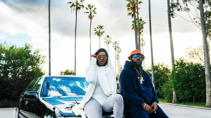 Blending the gritty allure of rap with the soulful melodies of R&B, ODUMODUBLVCK and Tiwa Savage converge in their latest collaborative masterpiece, "100 Million."