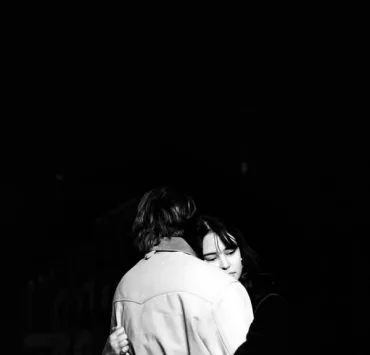 parachute-hollywood-movie