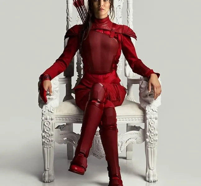 In the movie, The Hunger Games 4: Mockingjay Part 2 - After realising that she is no longer fighting for survival, Katniss Everdeen sets out to assassinate the tyrannical President Snow and liberate the people of Panem.