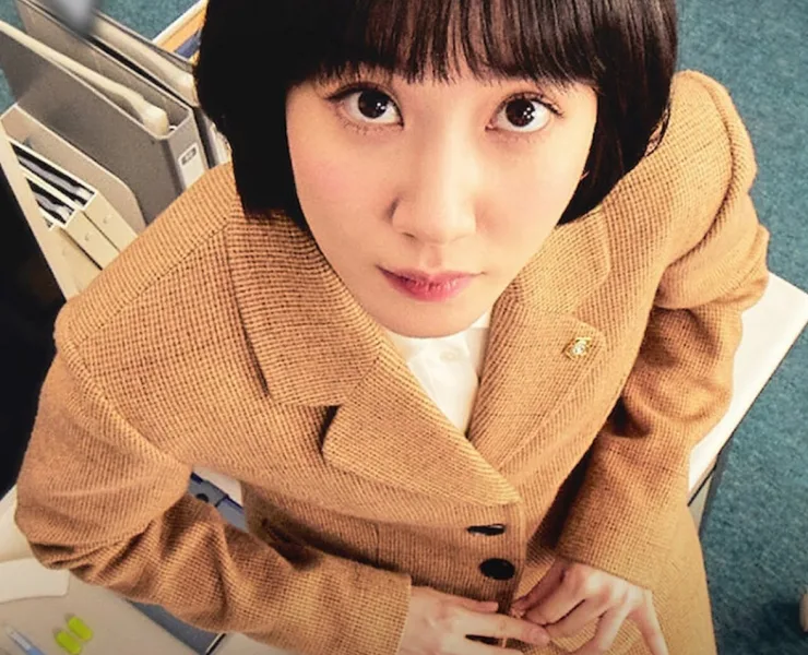 In the KDrama, Extraordinary Attorney Woo - About a 27-year-old lawyer with Asperger’s syndrome. Due to her high IQ of 164, impressive memory, and creative thought process, the brilliant Woo Young Woo graduated at the top of her class from a prestigious law school.