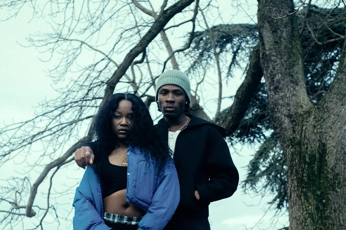 A Dive Into New Single, SMH by Joeboy & Tempoe 6 A Dive Into New Single, SMH by Joeboy & Tempoe Joeboy's latest single, "SMH" (an acronym for "Something's Missing Here"), produced by Tempoe, marks a notable evolution in his musical journey. Released on February 7, 2025, the track offers a fusion of Afrobeats with Indian and Middle Eastern influences, creating a hypnotic and refreshing soundscape. The song delves into the complexities of a toxic relationship. In the verse, Joeboy addresses a partner whose actions are unclear and indifferent, yet speaks words he desires to hear: "Your attitude shows that you don’t care, but you tell me all the things wey me I wan hear." This juxtaposition highlights the confusion and emotional turmoil experienced in such relationships. The hook further emphasizes the mental unrest caused by deceit: "Walai, my mind, e no make I rest again. Your lies, I died, e no make I rest again." Musically, "SMH" stands out with its intricate percussion and lush production. The incorporation of Indian and Middle Eastern-inspired samples adds a unique dimension, enhancing the song's haunting yet captivating vibe. Joeboy's smooth vocals seamlessly blend with Tempoe's production, resulting in a track that's both introspective and sonically engaging. In essence, "SMH" is a reflection on recognizing when something essential is missing in a relationship and the clarity that comes with that realization. Joeboy's introspective lyrics, combined with Tempoe's innovative production, make this track a compelling addition to his discography. Have you listened to this yet?