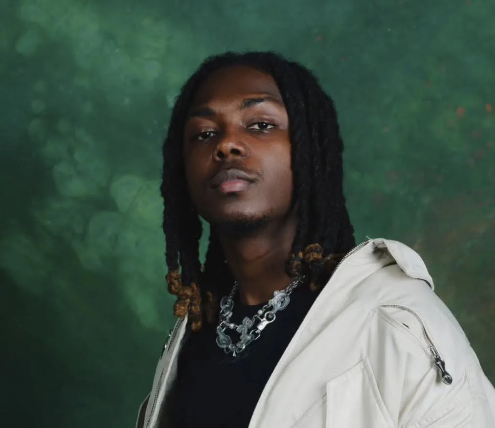 Bayanni Releases New EP ‘Love & Hustle’ 6 486826212 1435860007830928 8583445435171919836 n