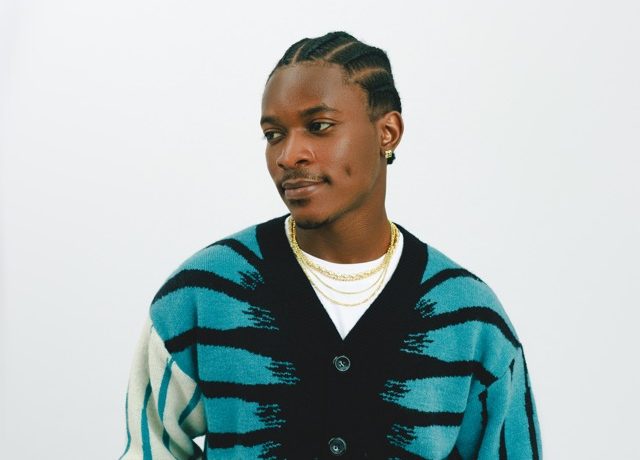 https://criticcircle.com/jinmi-abduls-new-release-hold-you/